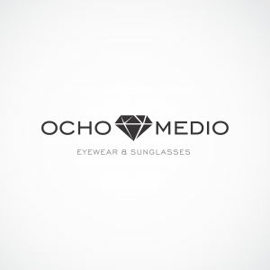 LOGO-OCHO-Y-MEDIO